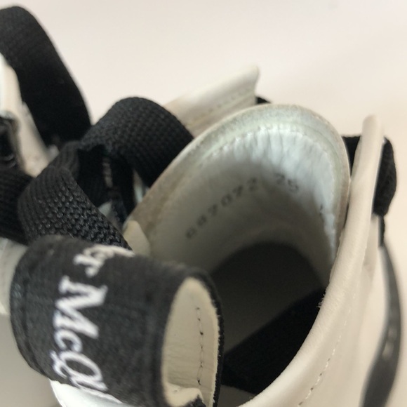 Brand new Alexander McQueen unisex kids  white boots size 25 - Picture 5 of 7